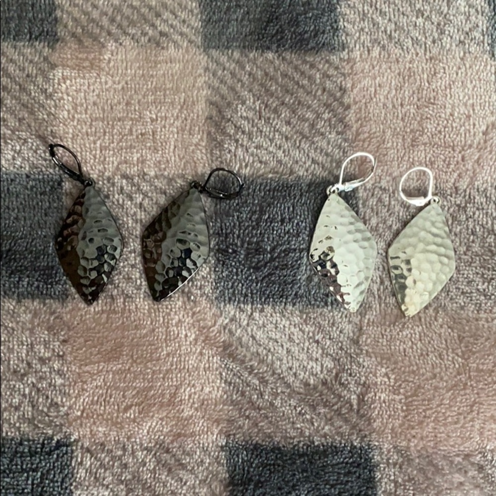 Joan Rivers - earrings